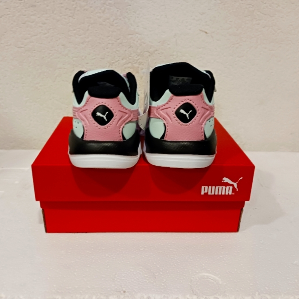 Puma - Picture 3 of 4